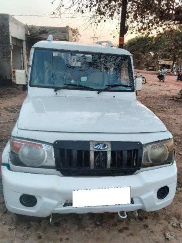 Second-hand 2013 Mahindra Bolero SLX for sale in Agra-1