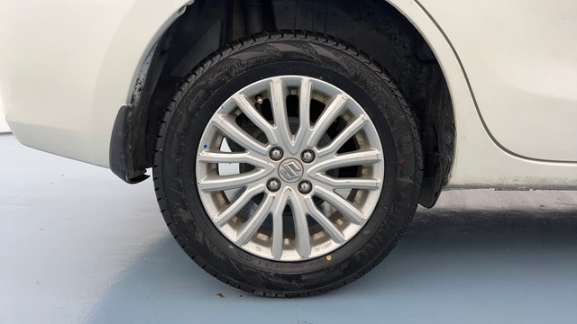 Second-hand 2021 Maruti Suzuki Dzire ZXI AMT for sale in Lucknow-18