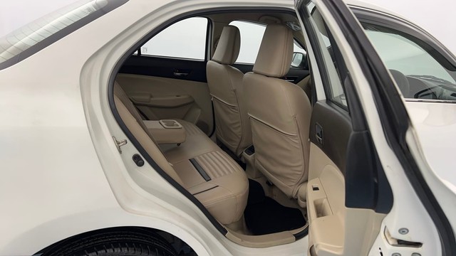 Second-hand 2021 Maruti Suzuki Dzire ZXI AMT for sale in Lucknow-31