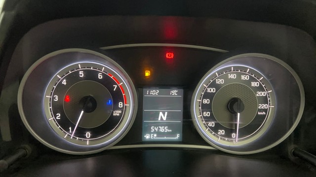 Second-hand 2021 Maruti Suzuki Dzire ZXI AMT for sale in Lucknow-13