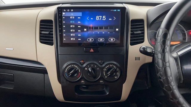 Second-hand 2017 Maruti Suzuki Wagon R VXI for sale in Lucknow-31