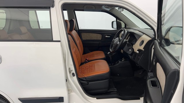 Second-hand 2017 Maruti Suzuki Wagon R VXI for sale in Lucknow-15