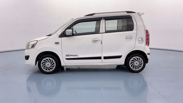 Second-hand 2017 Maruti Suzuki Wagon R VXI for sale in Lucknow-6