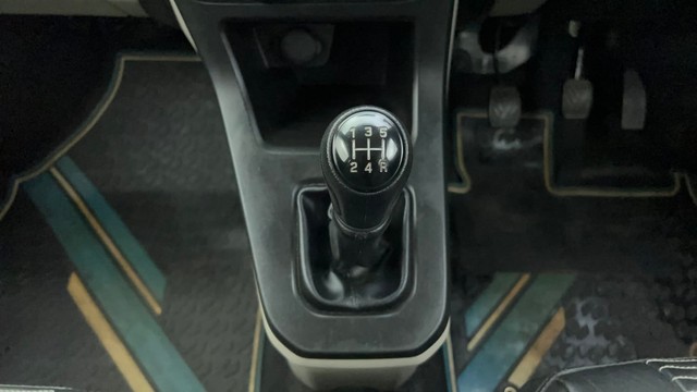 Second-hand 2021 Maruti Wagon R VXI 1.2 for sale in Ahmedabad-12