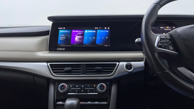 Second-hand 2023 Mahindra XUV700 AX7 AT Luxury Pack BSVI for sale in Gurgaon-26