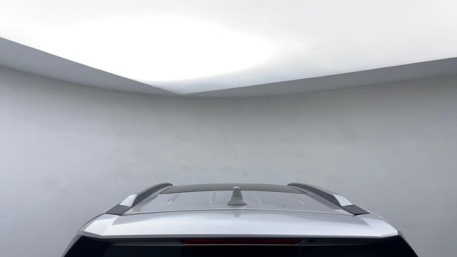 Second-hand 2023 Mahindra XUV700 AX7 AT Luxury Pack BSVI for sale in Gurgaon-22