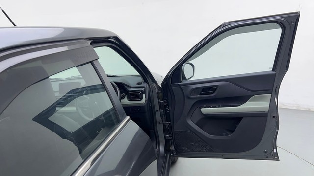 Second-hand 2022 Tata Punch Adventure Rhythm for sale in New Delhi-16