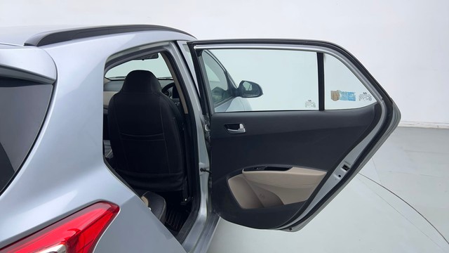 Second-hand 2019 Hyundai Grand i10 1.2 Kappa Sportz BSIV for sale in New Delhi-34