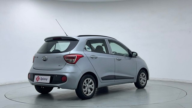 Second-hand 2019 Hyundai Grand i10 1.2 Kappa Sportz BSIV for sale in New Delhi-3