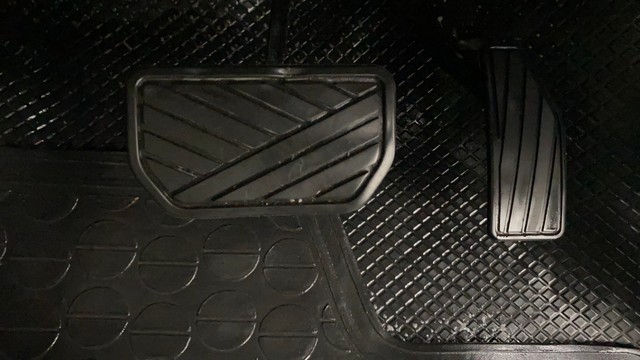 Second-hand 2017 Maruti Suzuki Celerio ZXI Optional AMT BSIV for sale in Chennai-24