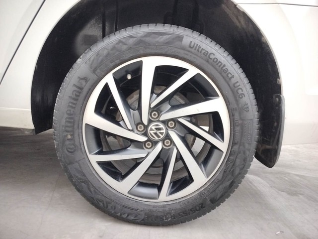 Second-hand 2022 Volkswagen Virtus Topline for sale in Coimbatore-19