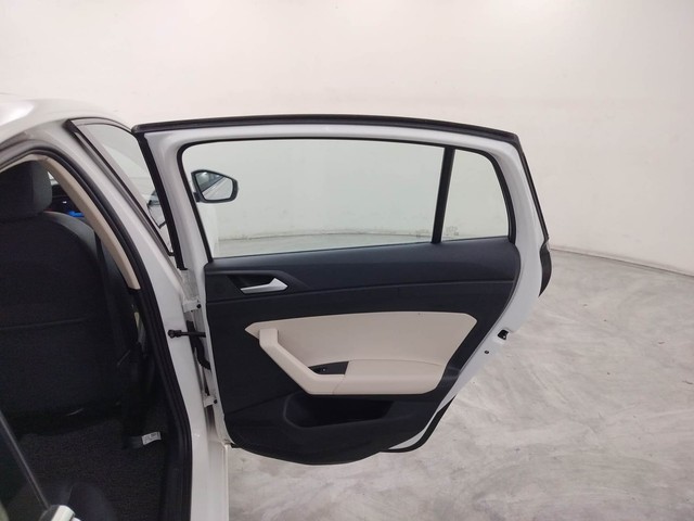 Second-hand 2022 Volkswagen Virtus Topline for sale in Coimbatore-39