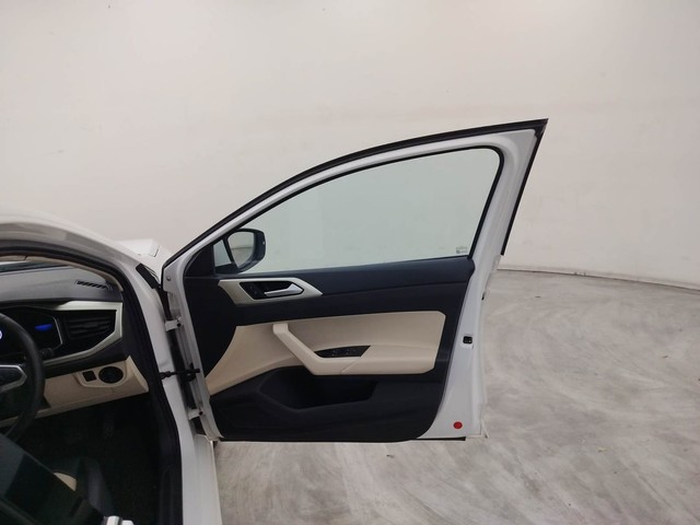 Second-hand 2022 Volkswagen Virtus Topline for sale in Coimbatore-16