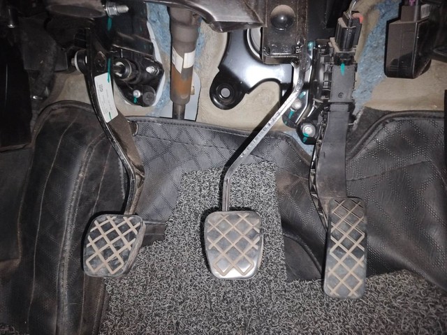 Second-hand 2022 Volkswagen Virtus Topline for sale in Coimbatore-14