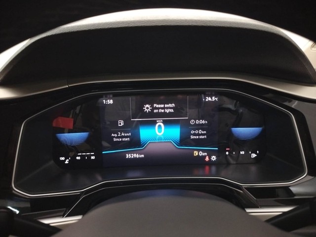 Second-hand 2022 Volkswagen Virtus Topline for sale in Coimbatore-13