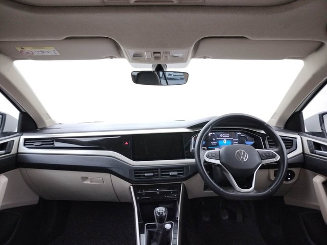 Second-hand 2022 Volkswagen Virtus Topline for sale in Coimbatore-11