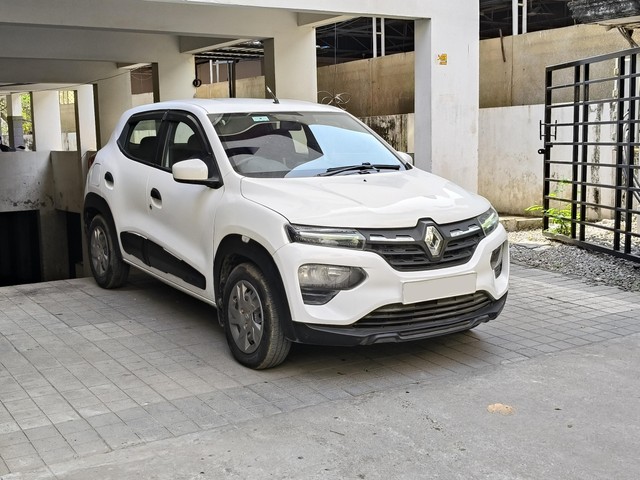 Second-hand 2022 Renault KWID 1.0 RXT Opt for sale in Hyderabad-0