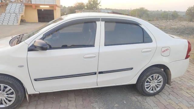 Toyota Etios GD Second-hand 2017 Toyota Etios GD for sale in Nanded-1