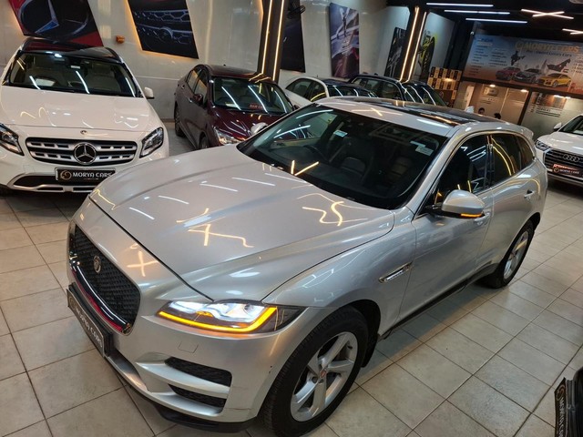 Second-hand 2018 Jaguar F-Pace Prestige 2.0 AWD for sale in Mumbai-8