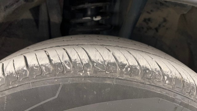 Second-hand 2021 Renault Kiger RXZ Turbo DT for sale in Pune-31