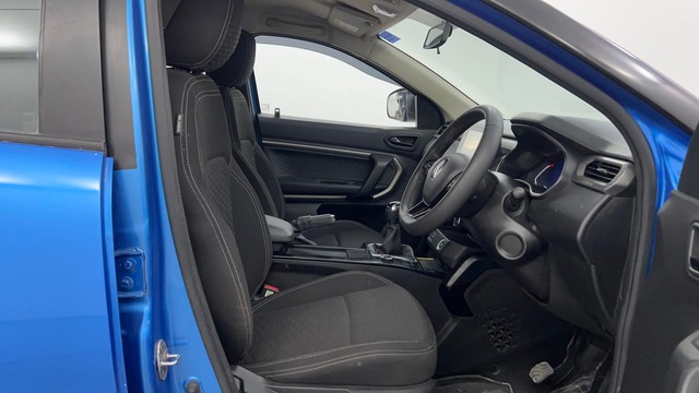 Second-hand 2021 Renault Kiger RXZ Turbo DT for sale in Pune-15