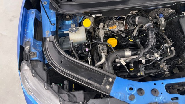 Second-hand 2021 Renault Kiger RXZ Turbo DT for sale in Pune-37