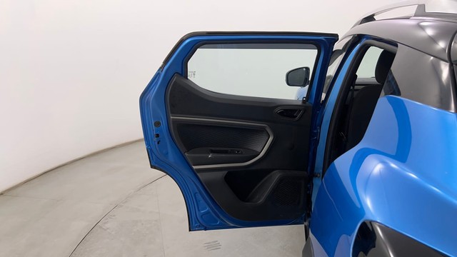 Second-hand 2021 Renault Kiger RXZ Turbo DT for sale in Pune-33