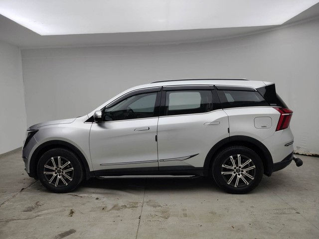 Second-hand 2023 Mahindra XUV700 AX7 AT Luxury Pack BSVI for sale in Visakhapatnam-6