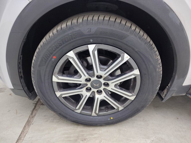 Second-hand 2023 Mahindra XUV700 AX7 AT Luxury Pack BSVI for sale in Visakhapatnam-20