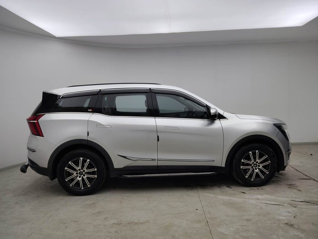 Second-hand 2023 Mahindra XUV700 AX7 AT Luxury Pack BSVI for sale in Visakhapatnam-2