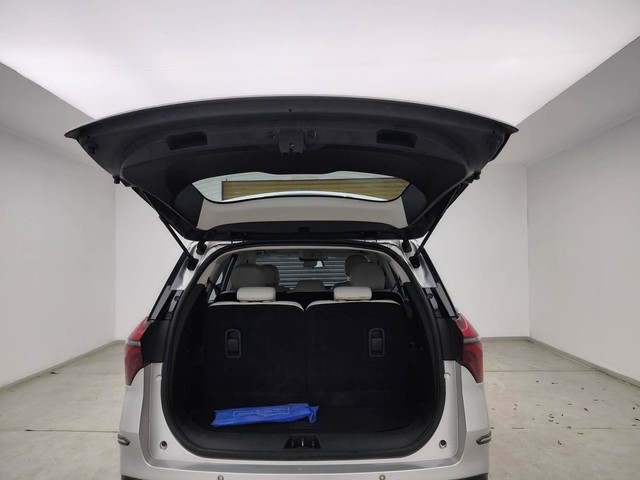 Second-hand 2023 Mahindra XUV700 AX7 AT Luxury Pack BSVI for sale in Visakhapatnam-35