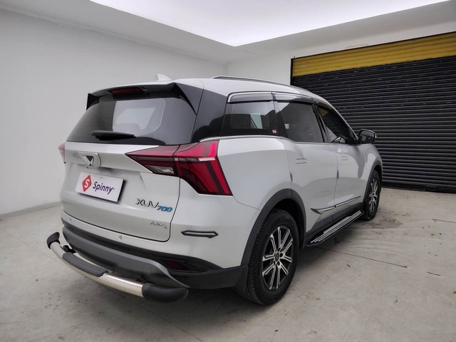 Second-hand 2023 Mahindra XUV700 AX7 AT Luxury Pack BSVI for sale in Visakhapatnam-3