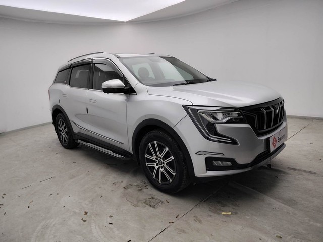 Second-hand 2023 Mahindra XUV700 AX7 AT Luxury Pack BSVI for sale in Visakhapatnam-1