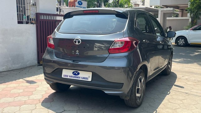 Second-hand 2025 Tata Tiago EV XT MR for sale in Coimbatore-9