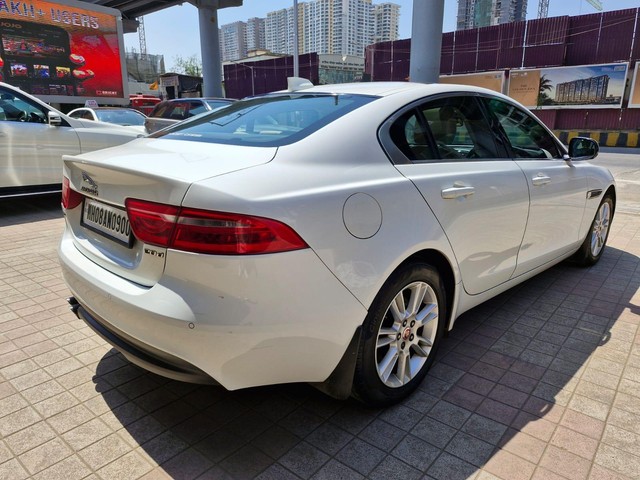 Jaguar XE 2.0L Diesel Prestige Second-hand 2018 Jaguar XE 2.0L Diesel Prestige for sale in Mumbai-7