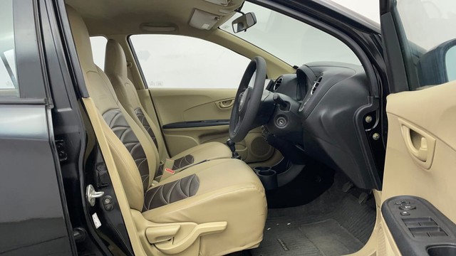 Second-hand 2014 Honda Amaze V for sale in Chennai-15