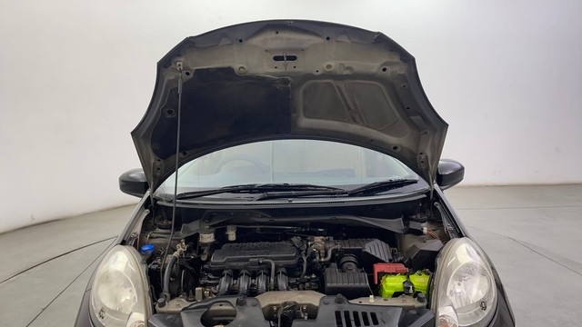 Second-hand 2014 Honda Amaze V for sale in Chennai-8