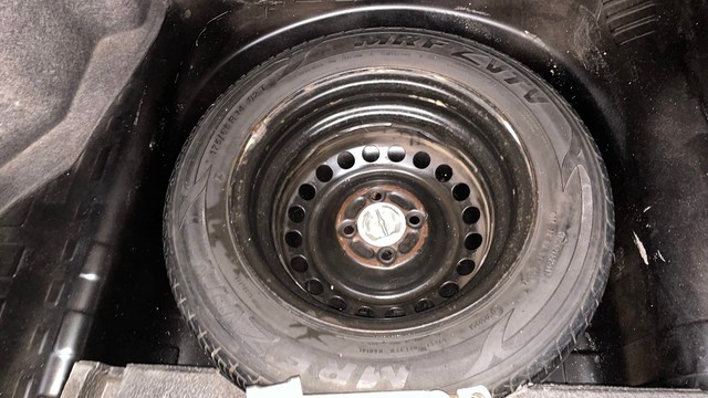 Second-hand 2014 Honda Amaze V for sale in Chennai-21