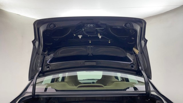 Second-hand 2014 Honda Amaze V for sale in Chennai-36