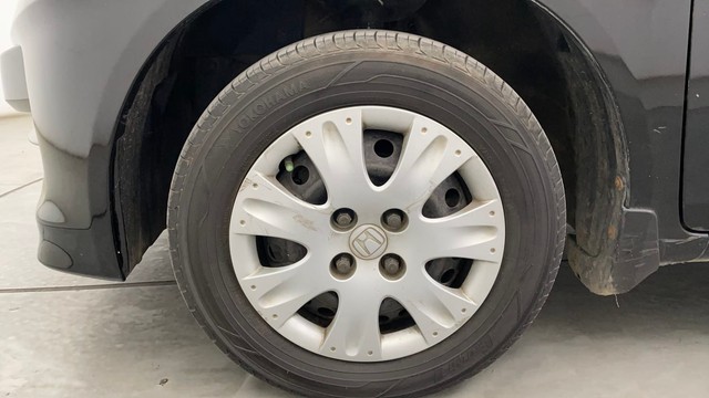 Second-hand 2014 Honda Amaze V for sale in Chennai-20