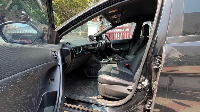 Second-hand 2021 Tata Nexon EV XZ Plus Dark Edition for sale in Coimbatore-10