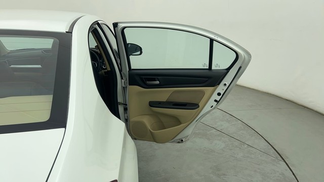 Second-hand 2021 Honda Amaze VX i DTEC for sale in Chennai-35