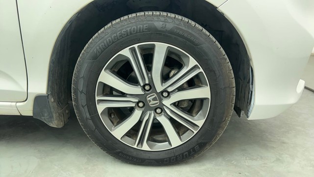 Second-hand 2021 Honda Amaze VX i DTEC for sale in Chennai-17