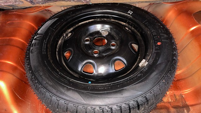 Second-hand 2015 Maruti Suzuki Alto K10 VXI AMT for sale in Chennai-21