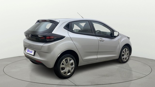 Tata Altroz XT BSVI Second-hand 2020 Tata Altroz XT BSVI for sale in Hyderabad-14