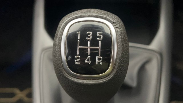 Second-hand 2022 Hyundai Grand i10 1.2 Kappa Sportz BSIV for sale in Kolkata-12