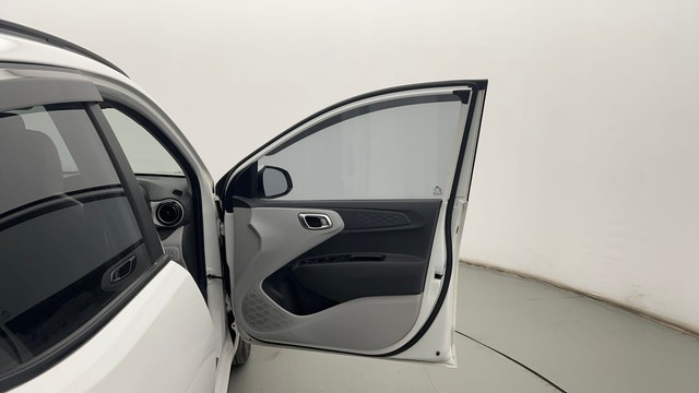 Second-hand 2022 Hyundai Grand i10 1.2 Kappa Sportz BSIV for sale in Kolkata-16