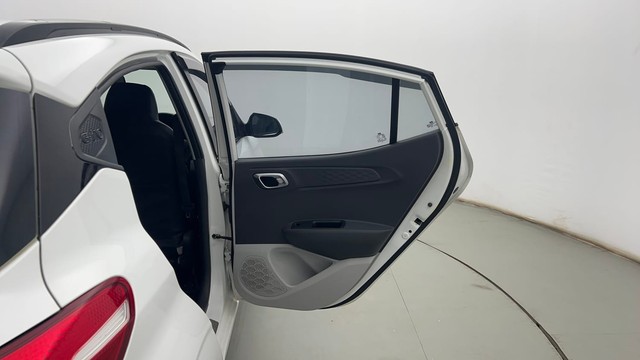 Second-hand 2022 Hyundai Grand i10 1.2 Kappa Sportz BSIV for sale in Kolkata-36