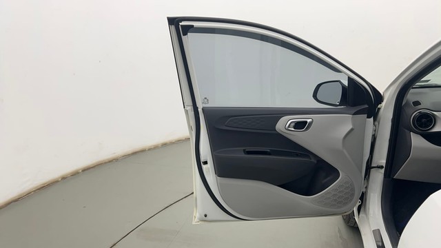 Second-hand 2022 Hyundai Grand i10 1.2 Kappa Sportz BSIV for sale in Kolkata-26