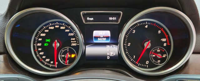 Mercedes-Benz GLS 350d 4MATIC Second-hand 2016 Mercedes-Benz GLS 350d 4MATIC for sale in Mumbai-10